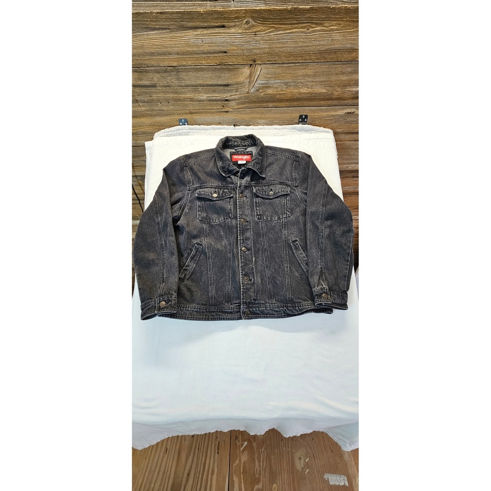 Wrangler Mens Black Denim Trucker Jacket Large Washed Faded RN 15101